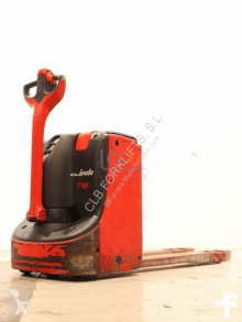 Transpaleta Linde T-18 / 1152 acompañante usada