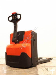 Transpallet BT Levio LWE 140 guida in accompagnamento usato