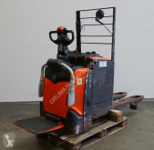Transpaleta de conductor a pie BT LWE 220