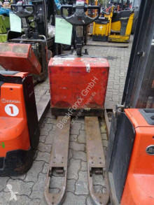 Wózek paletowy BT lpe200