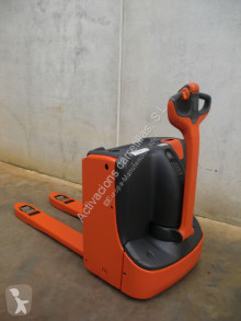 Transpalette accompagnant Linde T 16