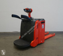 Linde stand-on pallet truck T 20 AP/131-07