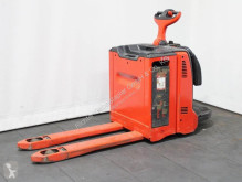 Transpalette accompagnant Linde T 20 AP 131