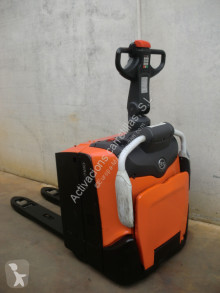 Pallet truck met staanplaats bestuurder BT LPE 200 PA