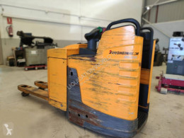 Transpallet Jungheinrich ERE 225 Used Electric powered pallet truck Still guida in accompagnamento usato
