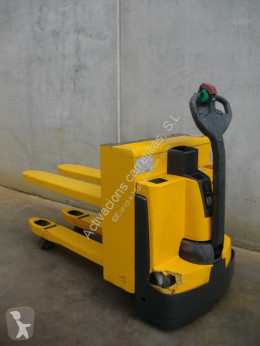 Jungheinrich EJE C 20 pallet truck used pedestrian