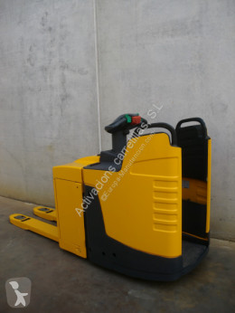 Jungheinrich ERE 255 PF pallet truck used stand-on