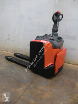 BT LPE 200 pallet truck used stand-on