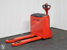 Raklapemelő Linde T 16 1152 használt gyalogkíséretű