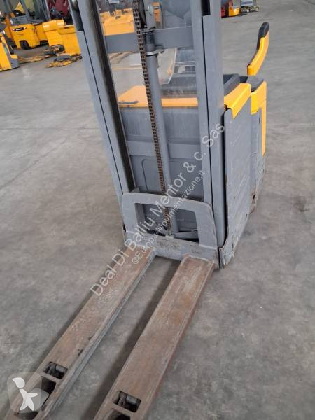 منصة نقالة Jungheinrich ERD 220