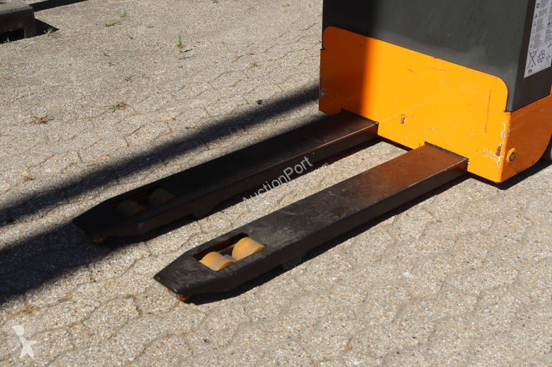 Transpaleta  TTE/MOS 30