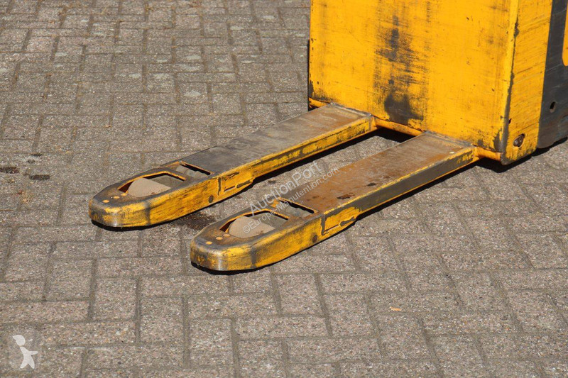 Transpaleta Jungheinrich