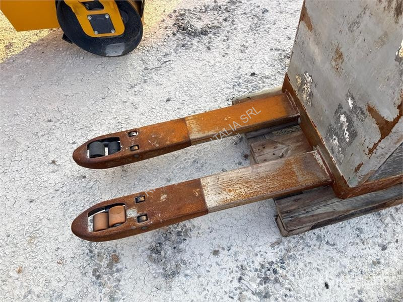 Transpaleta Still EXUS Electric Pallet Jack...