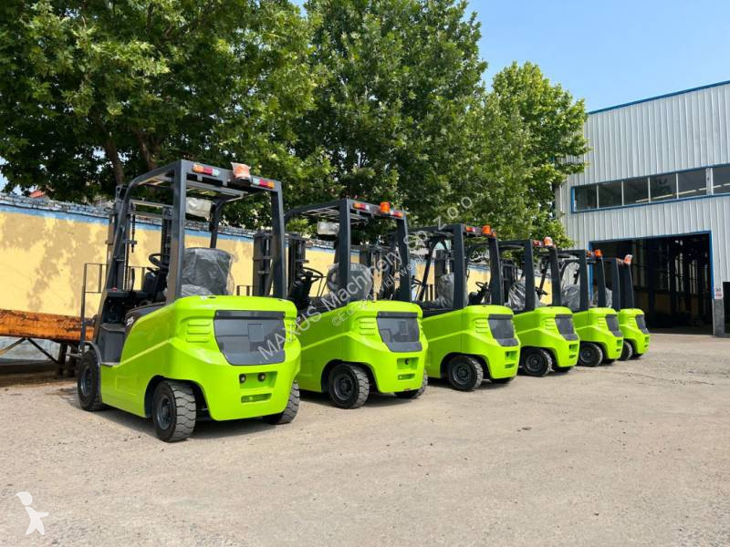 Transpaleta Still MAXUS 1600