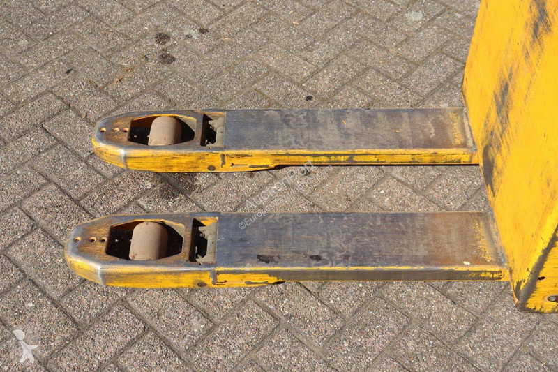 Transpaleta Jungheinrich