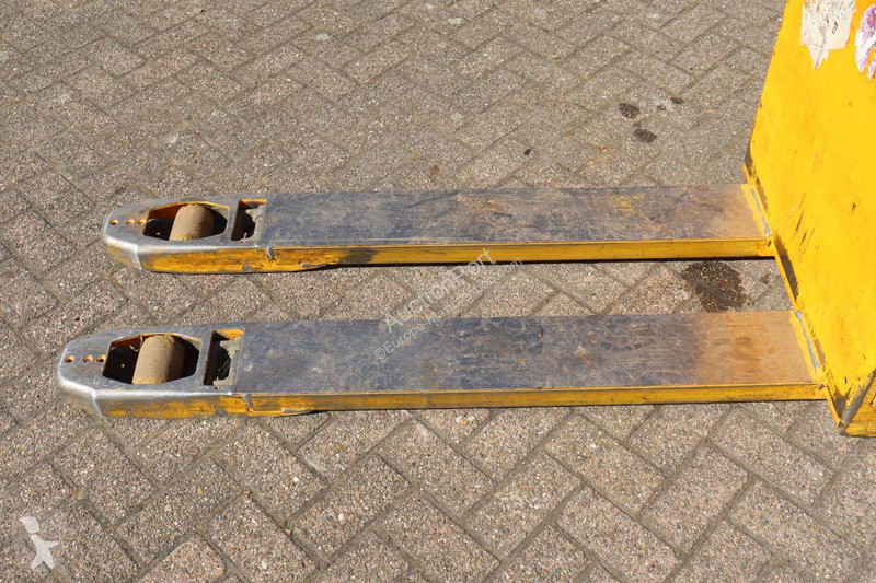 Transpaleta Jungheinrich 24 V 3 PZS 375