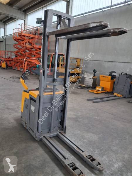 منصة نقالة Jungheinrich ERD 220