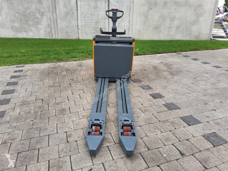 منصة نقالة Still EGU 4500
