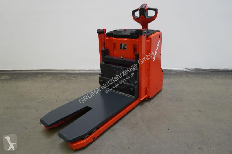 منصة نقالة Linde  T 23 L 1152