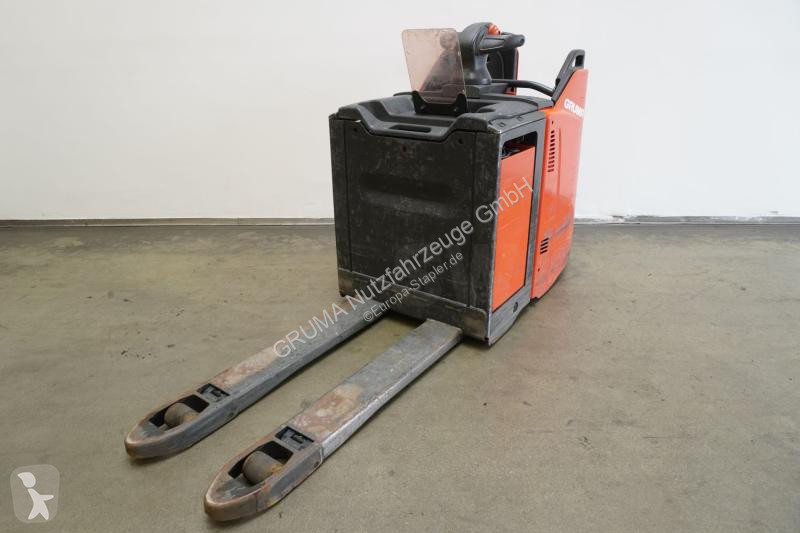 منصة نقالة Linde 131