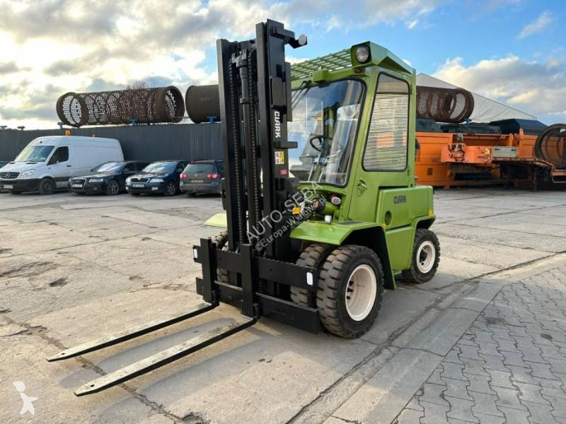 Самоходная тележка Clark Equipment C500 Y70