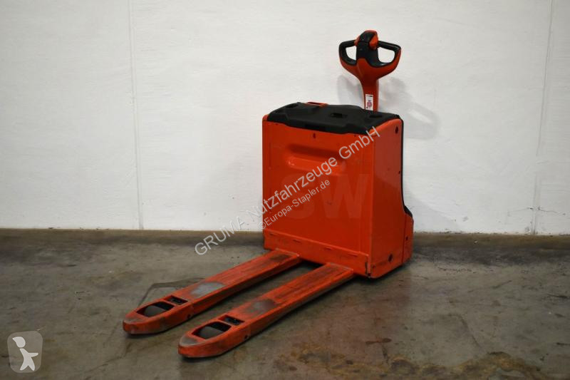 منصة نقالة Linde 1152