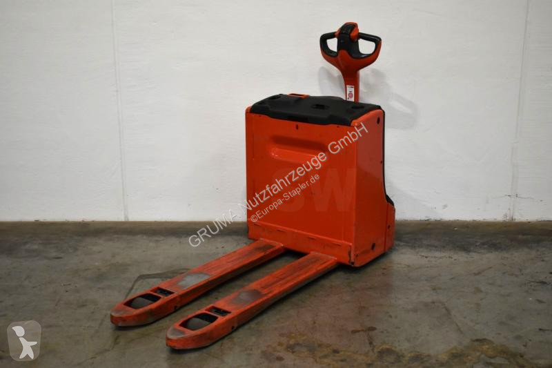 منصة نقالة Linde 1152