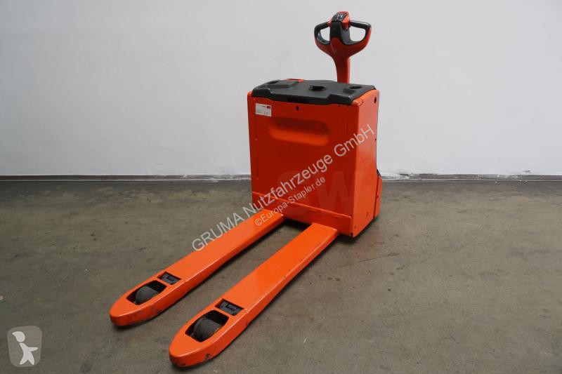 منصة نقالة Linde  T 20 1152