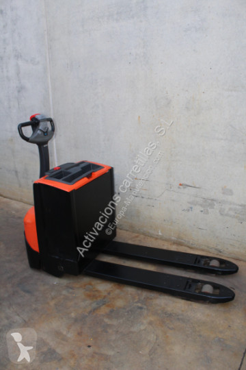 منصة نقالة BT LWE 200