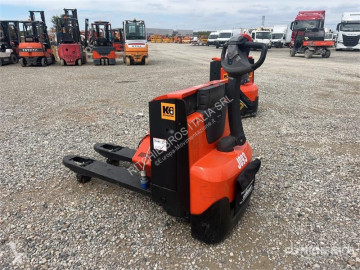 Transpalet cu operator pedestru Toyota