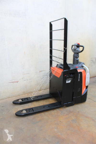 Transpaleta BT LPE200