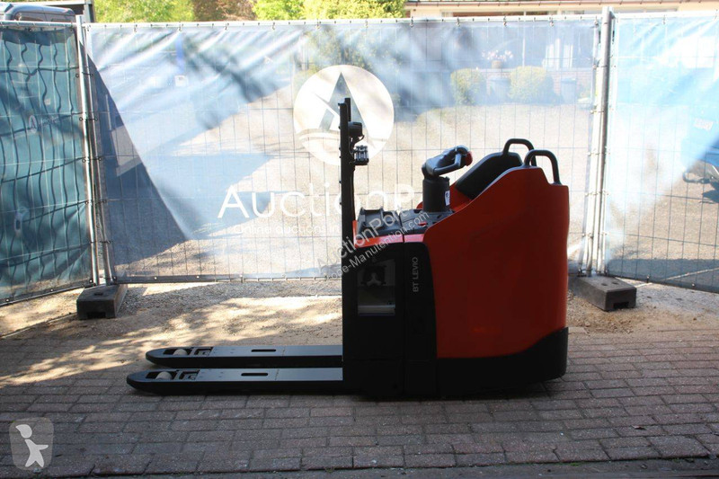 Porta paletes Toyota LPE220