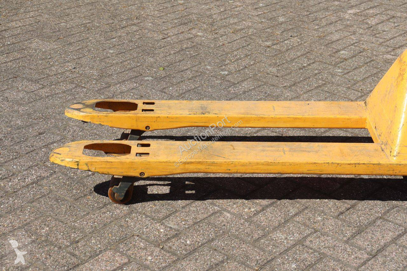 Transpaleta Jungheinrich