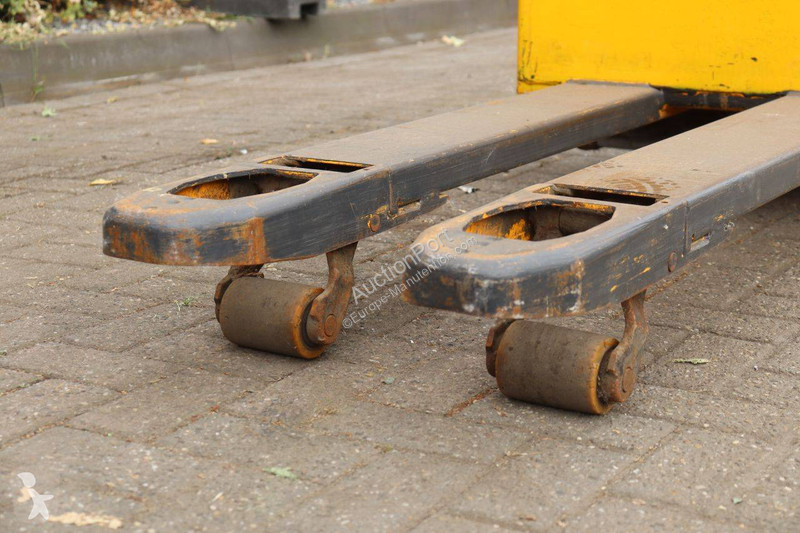 Transpaleta Jungheinrich