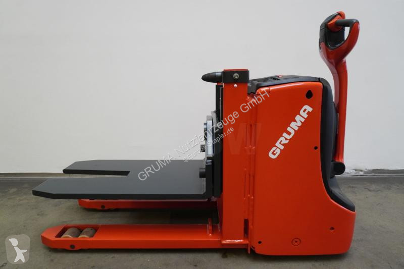 منصة نقالة Linde  T 23 L 1152