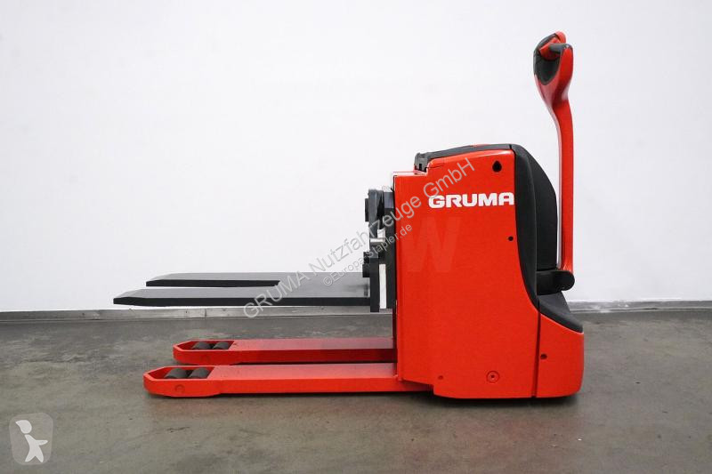 منصة نقالة Linde  T 20 1152