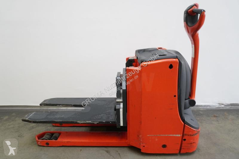 منصة نقالة Linde  T 20 1152