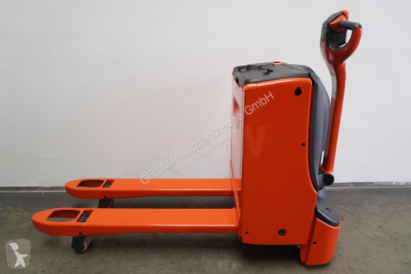 منصة نقالة Linde 1152