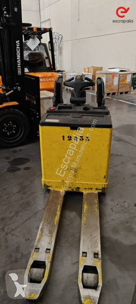 Empilhador porta paletes com conductor de pé Hyster