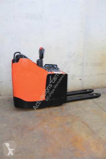 Transpaleta BT LPE200