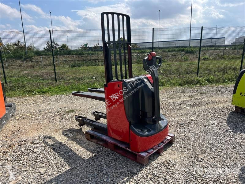 Transpaleta Linde T16L Pallet Jack (Inoperable)