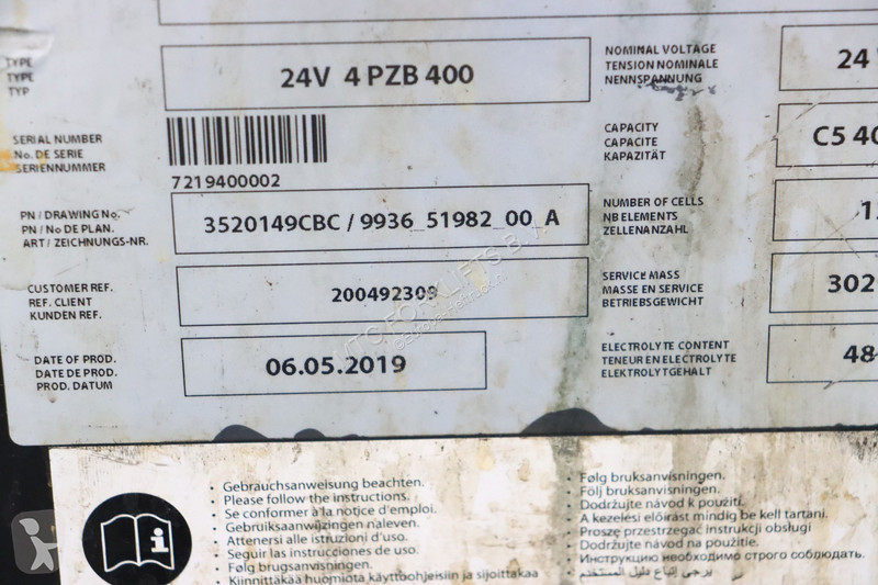 منصة نقالة Toyota LPE200/8