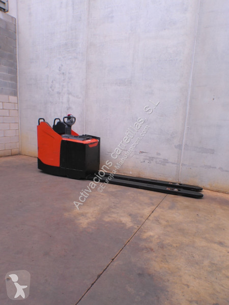 Transpalette BT LPE 250 2350x550mm