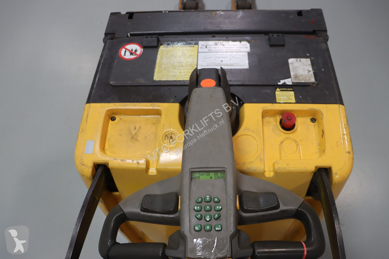 Транспалетна количка Unicarriers PMR200P