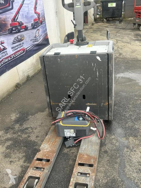 منصة نقالة Nissan conducteur porté PLP200