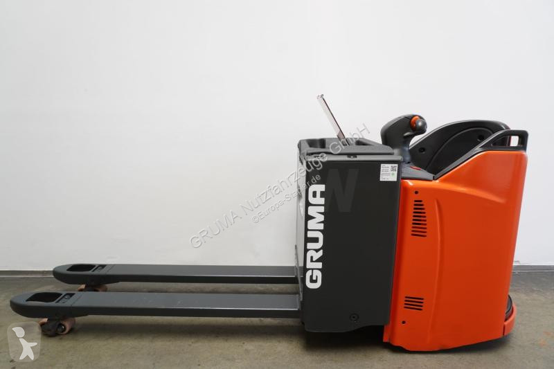 منصة نقالة Linde 131-07
