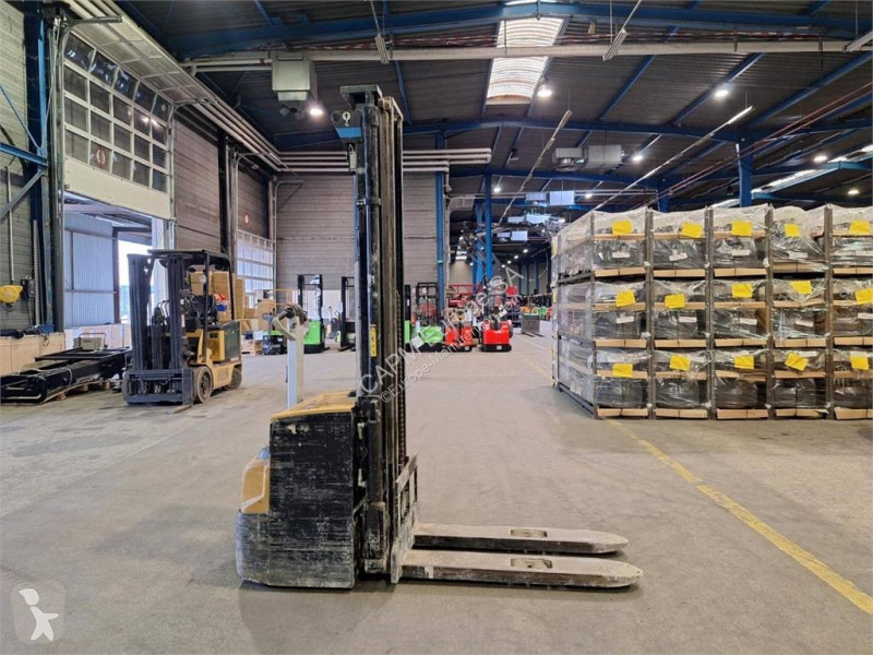 Transpalette Caterpillar NSP16N2