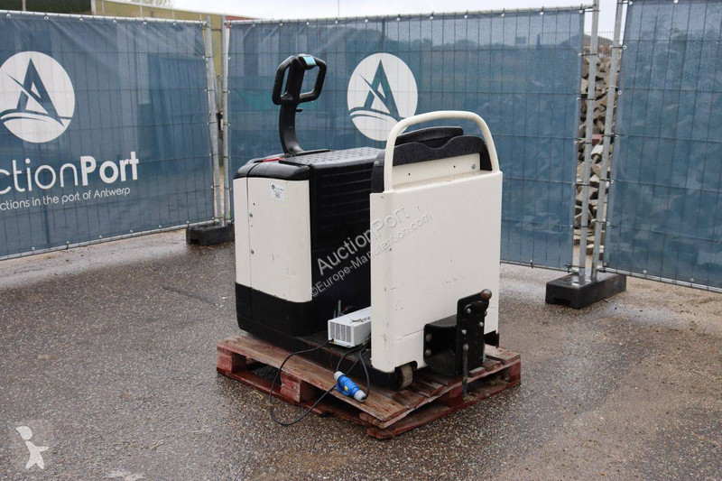 Transpalette Crown GPC-TOW