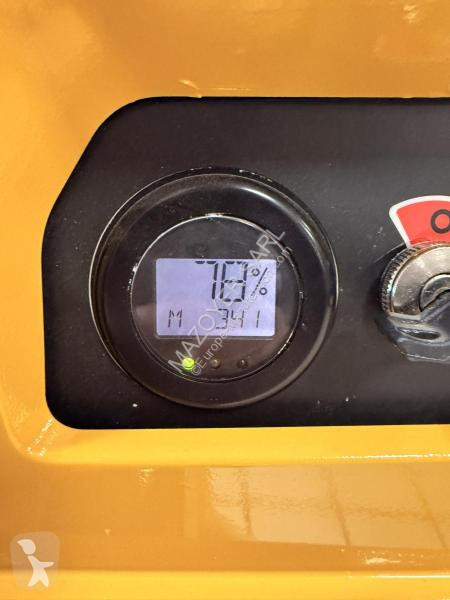 Empilhador porta paletes Yale  MP18AC