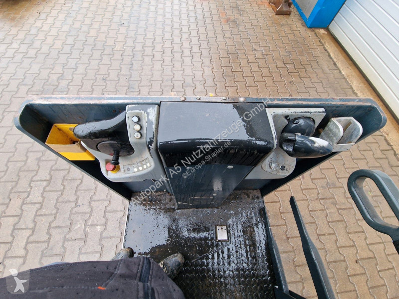 منصة نقالة Jungheinrich EKS 310 k Bj 2005...